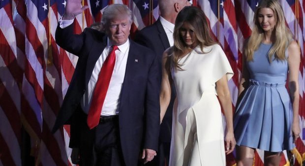 «Donald e Melania Trump dormono in camere separate»: ma il portavoce della first lady smentisce le voci