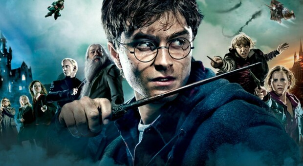 Harry Potter, pronta la nuova serie da 7 stagioni: dove verrà trasmessa, chi sono i protagonisti e che ruolo avrà l'autrice J.K Rowling
