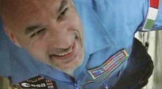 Prima intervista dallo spazio all'astronauta Parmitano: «Terra magnifica e fragile»