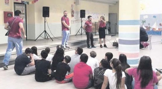 La lezione di Maddaloni a Casandrino: «Ecco la vostra palestra»