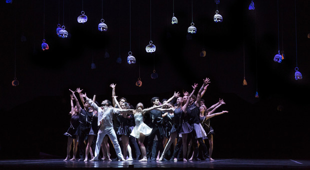 Il balletto del teatro di San Carlo a Pietrarsa con Pulcinella di Stravinskij