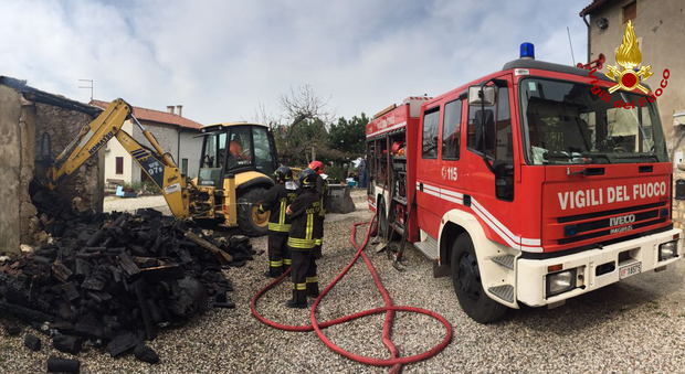 L'intervento dei pompieri a Grancona