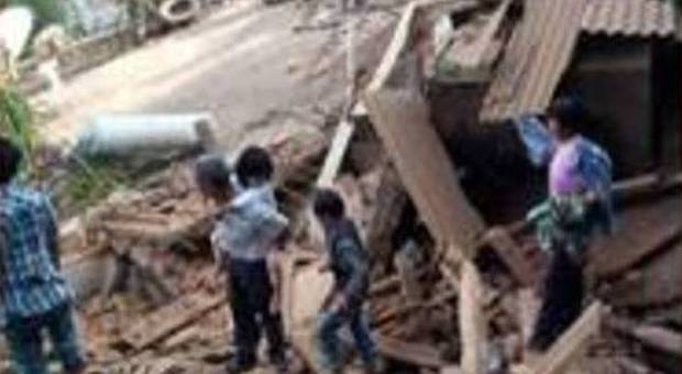 Terremoto in Cina, piogge ostacolano soccorsi: 391 bilancio delle vittime