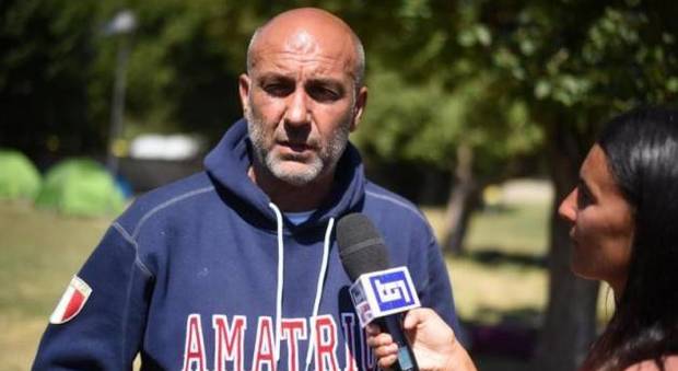 Sisma, il sindaco di Amatrice: "Chi ha una seconda casa agibile la dia agli sfollati"