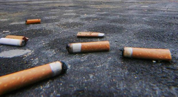 Stop al fumo nei parchi pubblici: multe dei vigili fino a 250 euro