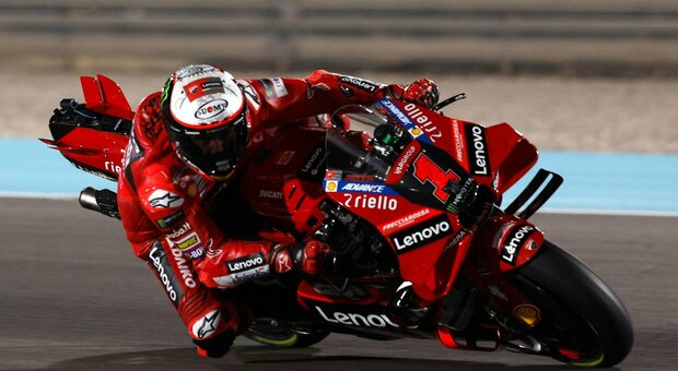 MotoGP, la presentazione Ducati 2024. Parte l'assalto al tris iridato di Pecco Bagnaia: «I due titoli consecutivi mi hanno dato consapevolezza»