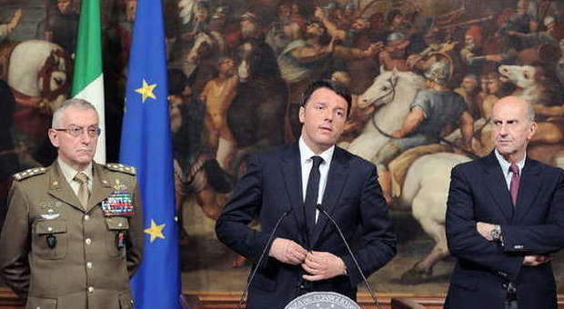 Strage migranti, Renzi: «Operazione mirata con Ue contro gli scafisti. Escluso intervento di terra in Libia»
