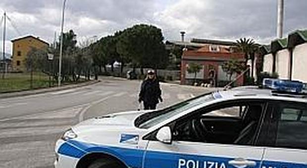 Via Piemonte interdetta alle auto