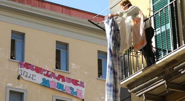 Riapertura scuole a Napoli, occupato il liceo Vico: «Vogliamo un presidio medico per fare i tamponi»