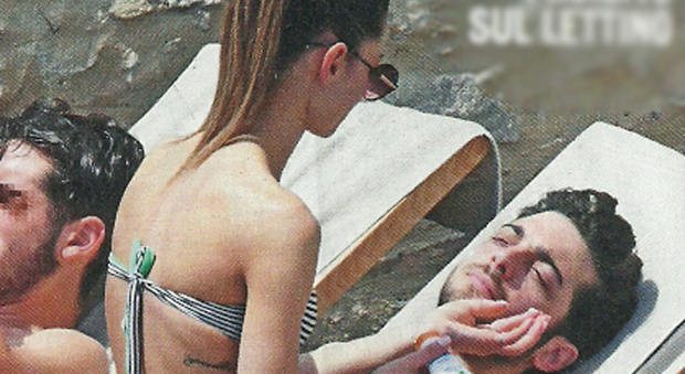 Gianluca Ginoble con la fidanzata Martina a Taormina