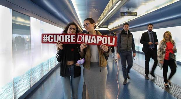 #CuorediNapoli, tour e performance nella metro Toledo