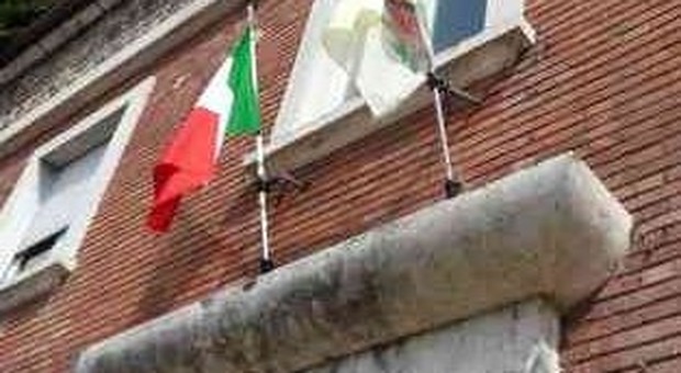 Frosinone, il Comune mette in vendita la sede di via Adige: base d'asta 403mila euro