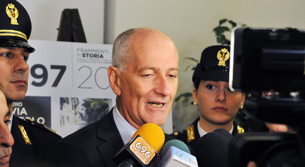 Il Capo della polizia Gabrielli: «Quanto avvenuto è per noi uno schiaffo»