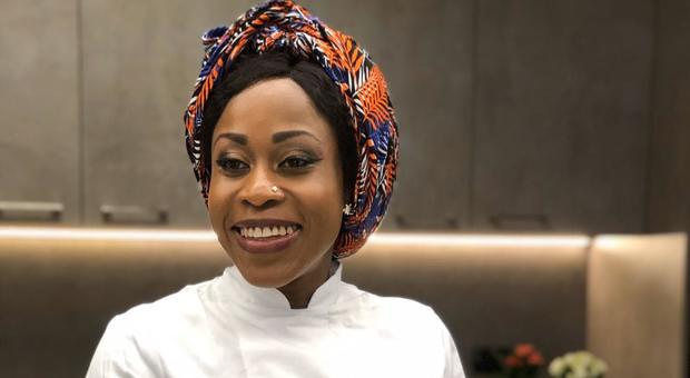 Victoire, la chef congolese: «Sopravvissuta agli stupri e alla guerra, ora creo ricette in tv»