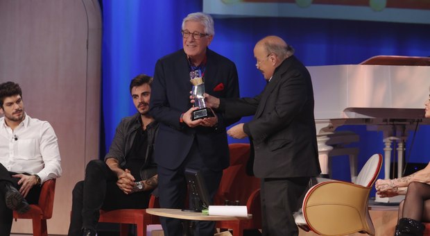 Maurizio Costanzo Show, anticipazioni: a Peppino di Capri il premio Afi alla Carriera