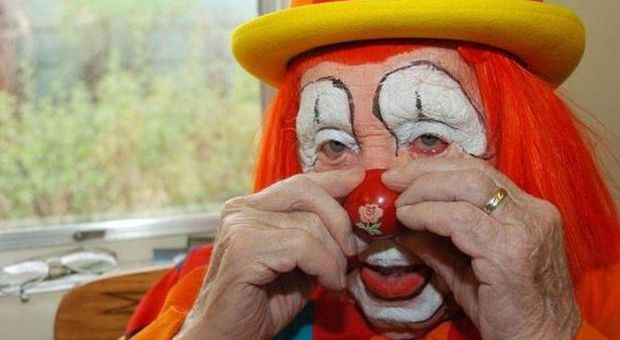 E' morto il clown più vecchio del mondo. Un secolo di risate con Floyd "Creeky" Creekmore