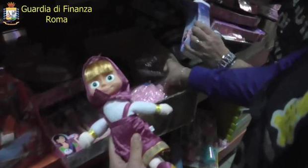 Roma, dai "Minions" a "Masha e Orso", sequestrati 7 milioni di giocattoli tarocchi
