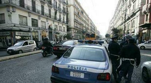 Napoli, arrestato il ladro seriale degli hotel: due furti tra corso Umberto e via Marina