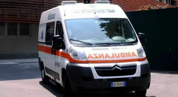 Ambulanza bloccata a Vietri sul Mare