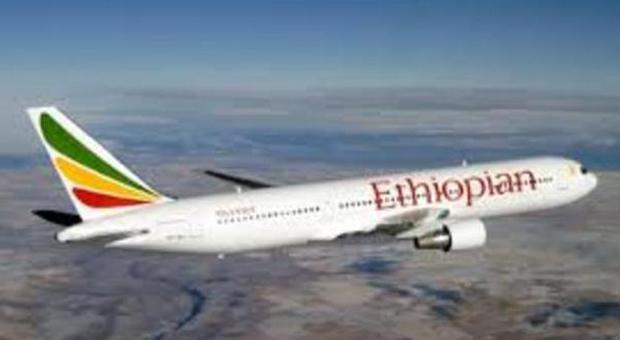 Dirottato a Ginevra aereo etiope: passeggeri salvi, pirata arrestato