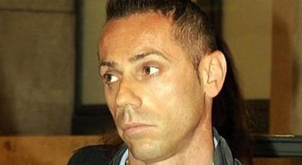 In tv Pietro Maso, condannato per aver massacrato i genitori assieme a tre amici: è polemica