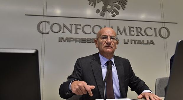 Pil, Confcommercio: battuta d'arresto per l'economia italiana, ribassate le stime sulla crescita