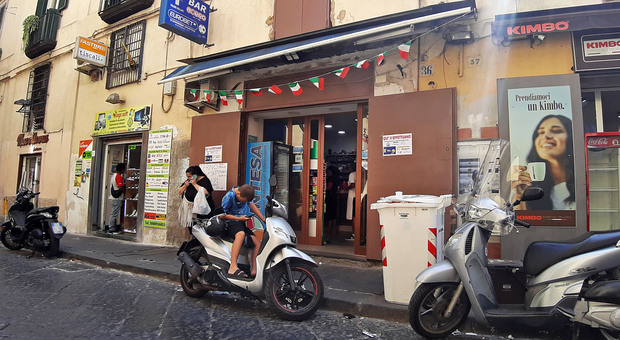 Napoli, validato Gratta e vinci rubato dal tabaccaio: da martedì l'anziana potrà ritirare i 500mila euro
