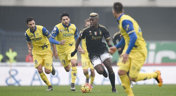 La Juventus travolge il Chievo per 4-0: doppietta di Morata, Alex Sandro e Pogba. Dodicesima vittoria di fila