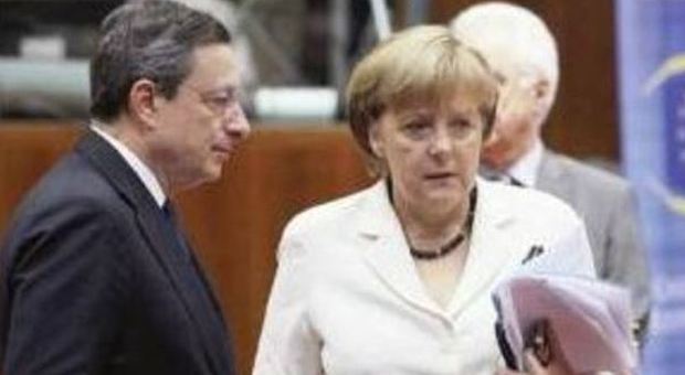 Grecia, vertice a Berlino tra Draghi, Merkel e Hollande per cercare l'accordo prima del default