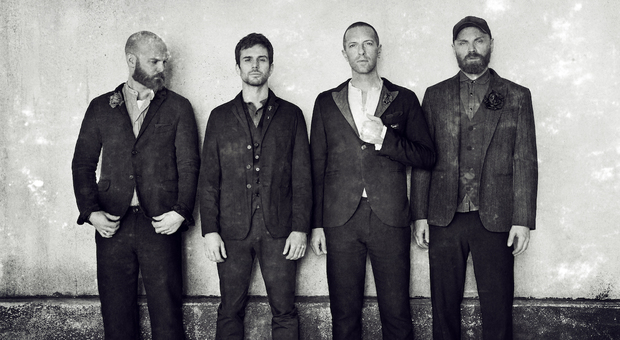 Il ritorno dei Coldplay con “Everyday Life”: «Ma niente tour, inquinano»