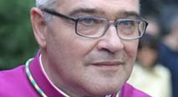 Il vescovo non paga l'Imu per protesta e scrive a Renzi