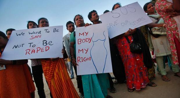 India, ragazza di 14 anni stuprata e uccisa dallo stesso uomo già in libertà dopo averla violentata pochi mesi fa