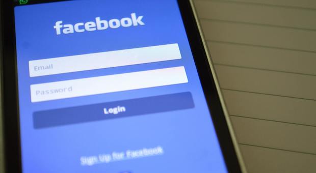 Facebook, ecco come scoprire se l'account è stato hackerato e cosa fare per la sicurezza