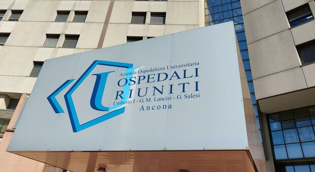 L'ingresso degli Ospedali Riuniti di Ancona