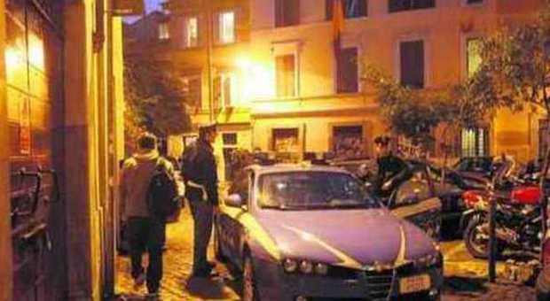 Musica troppo alta in auto: 30enne ucciso con un cacciavite a Roma