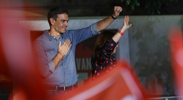 Elezioni Spagna, Popolari primo partito, il premier Sanchez e i socialisti tengono, sconfitta l'ultradestra di Vox