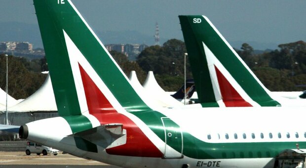 Ita abbandona il marchio Alitalia, ma salva molti degli slot a Linate: pronto un logo «I»