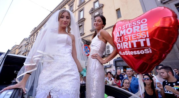 Gay Pride Campania a Pompei, il sindaco insorge: «Mai autorizzato»