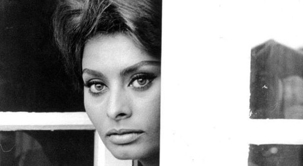 Milano oltre le sfilate: omaggio a Valentina Cortese e Sofia Loren