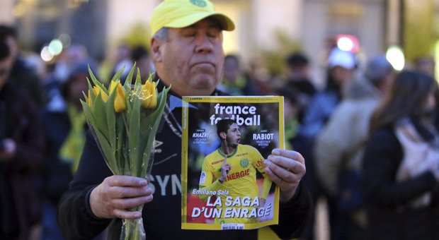 Emiliano Sala, scomparso dai radar sulla Manica l'aereo su cui viaggiava il bomber