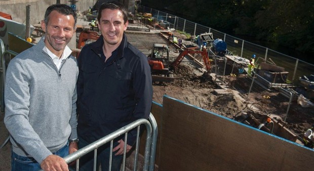 Ryan Giggs e Gary Neville, proprietari dell'Hotel Football a Manchester