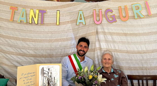 Montecchio, nonna Enedina taglia il traguardo dei centouno anni. Grande festa in paese
