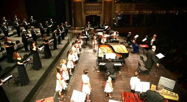 Teatro San Carlo, replica straordinaria dei Carmina Burana di Carl Orff diretti da José Luis Basso