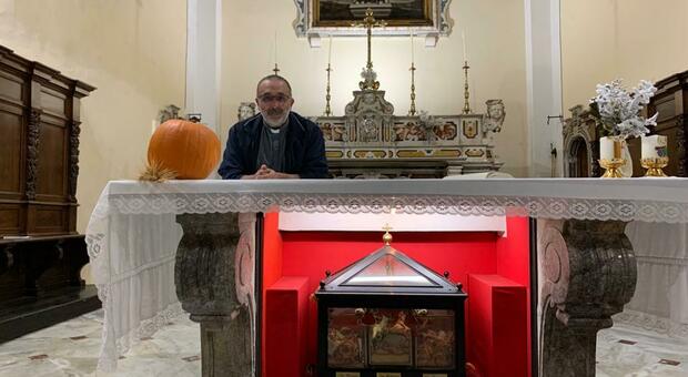 Don Vitaliano e la zucca sull'altare
