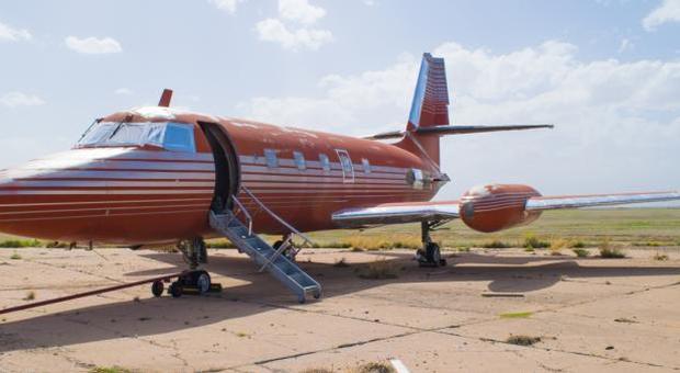 Il primo jet privato di Elvis Presley (foto invaluable.com)