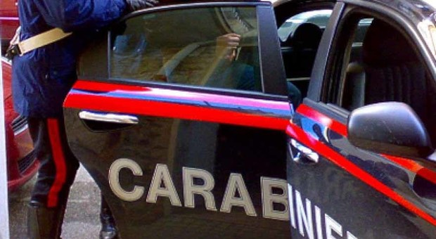 Guardie e ladri a La Quercia: fuga e inseguimento. Un arresto dei carabinieri