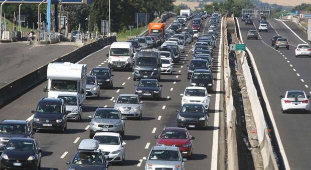 Concessioni autostradali, Bruxelles chiede "spiegazioni" su norme Milleproroghe