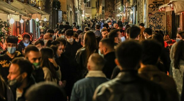 Roma, movida, da Trastevere a piazza Bologna i residenti pronti a denunciare il Comune