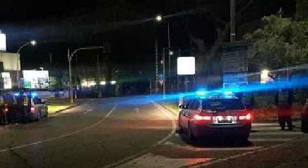 Controlli della Stradale nel sabato notte a Viterbo, molti guidatori denunciati dopo l'alcol test