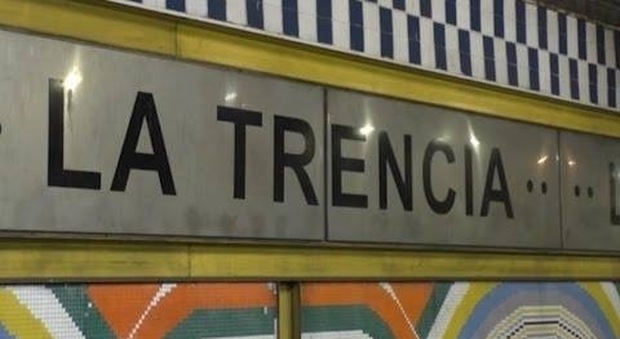 Circumflegrea, atti vandalici e minacce alle guardie giurate: stazione di La Trencia chiusa dalle 18